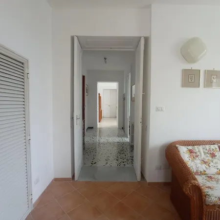 Casa Scottodiuccio * 普罗奇达